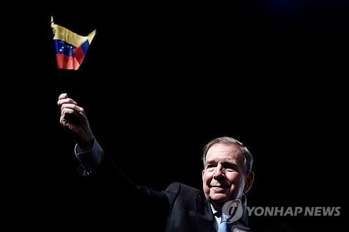 베네수엘라 야권 지도자, 조속한 대선 실시 촉구