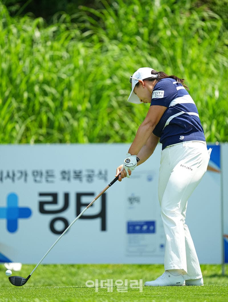 홍지원, 티샷 임팩트 순간 포착
